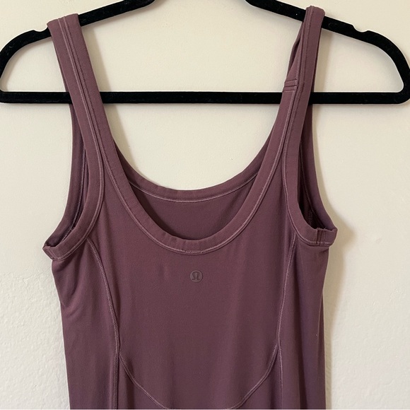 LuluLemon maroon Athletica dress - Picture 4 of 4